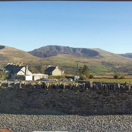 Canolfan Y Fron Nantlle 外观 照片