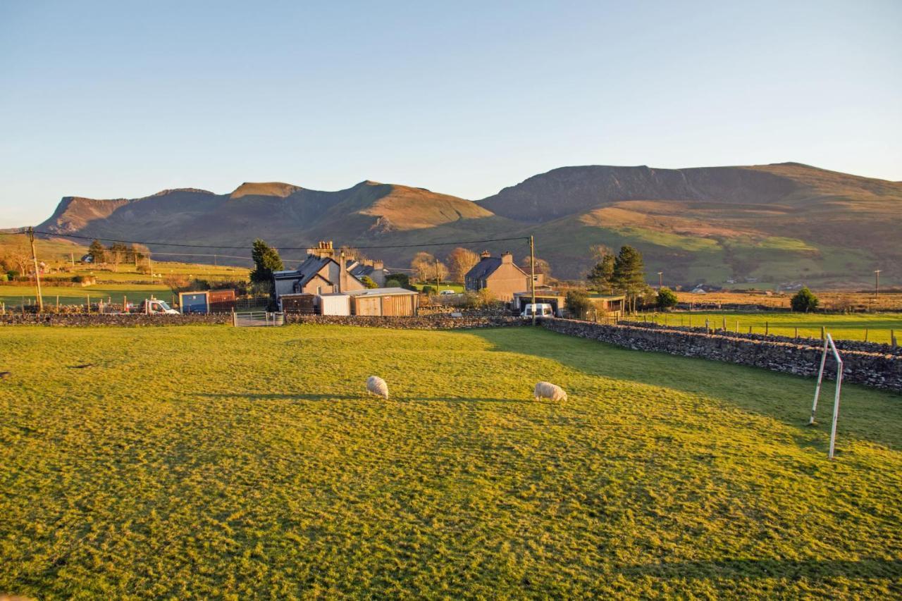 Canolfan Y Fron Nantlle 外观 照片